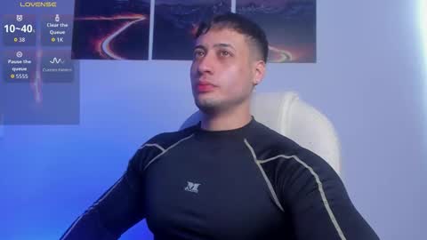 mattsaill_ online show from October 17, 1:26 pm