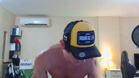 Snapshot of maty_star chatting on October 16, 6:32 am Maty Star online show from October 16, 6:32 am