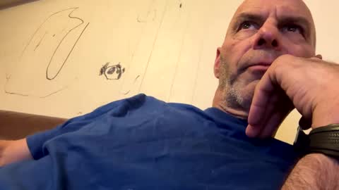 Snapshot of maverick7000 chatting on December 30, 12:32 am maverick7000 online show from December 30, 12:32 am