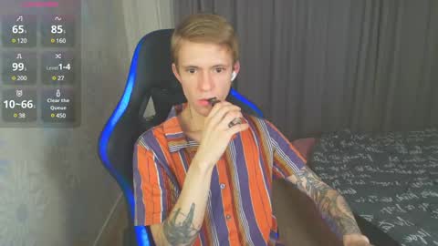 Max Gen with tats 24years  And Ethan without tats 20 years online show from January 29, 9:28 pm