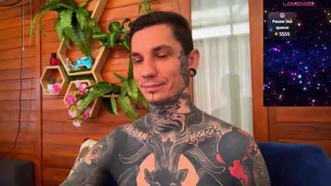    online show from December 19, 2:23 am