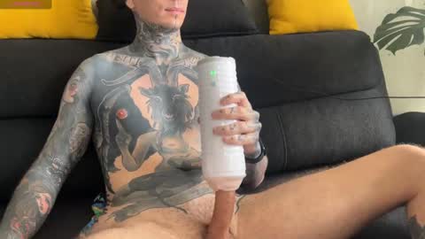    online show from October 5, 7:34 am