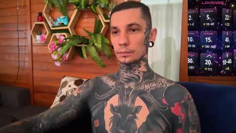    online show from December 22, 2:06 am