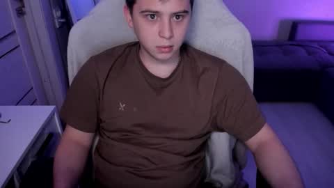 Max online show from January 18, 5:48 pm