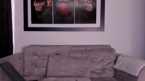 Maxcarther online show from December 15, 6:04 pm