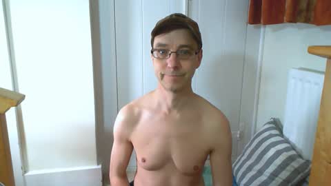 Max Davies online show from February 22, 6:31 pm