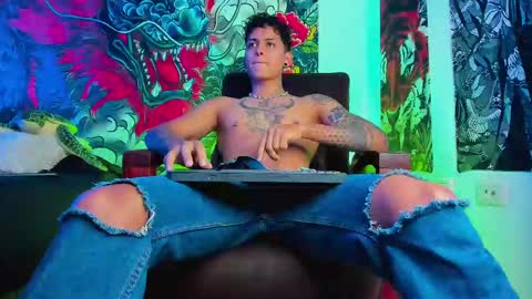 Snapshot of maxi_g chatting on September 9, 4:34 am Maxi online show from September 9, 4:34 am
