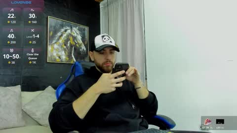 Maximo Wolf online show from November 1, 8:24 pm