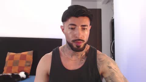 Independent Model online show from July 10, 7:56 am