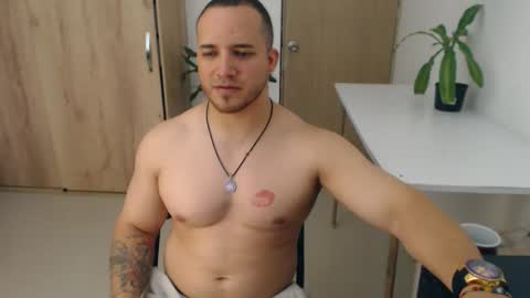 maximus online show from May 3, 11:07 pm