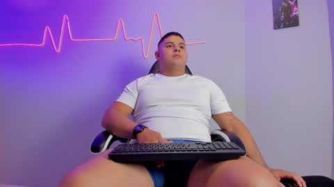 Maximus online show from December 15, 11:18 am