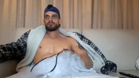 Snapshot of maxpac_rocco chatting on October 2, 1:26 pm maxpac_rocco online show from October 2, 1:26 pm