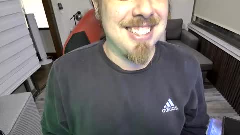 Max online show from February 14, 2:06 am