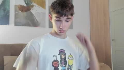 Snapshot of maxwellchik chatting on September 12, 1:55 pm maxwellchik online show from September 12, 1:55 pm