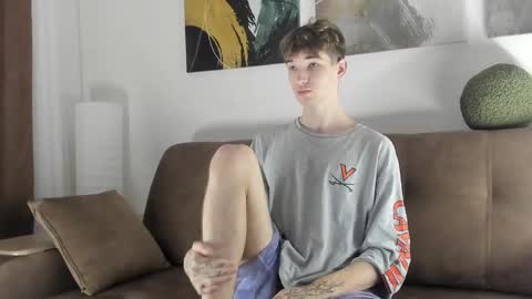 Snapshot of maxwellchik chatting on September 26, 4:59 pm maxwellchik online show from September 26, 4:59 pm