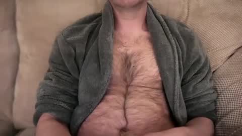 Snapshot of maxwellj1234 chatting on March 3, 6:24 am maxwellj1234 online show from March 3, 6:24 am