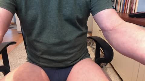 Max online show from April 10, 5:58 am