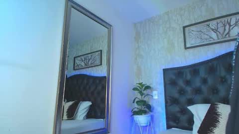 Maxxi online show from December 4, 5:03 am