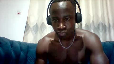 Snapshot of mclntz_bbc chatting on October 19, 8:23 pm mclntz_bbc online show from October 19, 8:23 pm