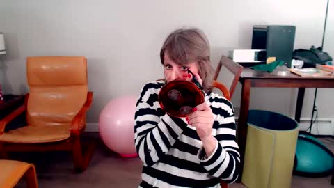 Snow Hobot online show from December 14, 7:48 am