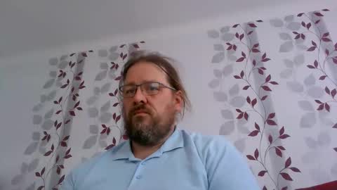 Snapshot of metallbuddy chatting on October 21, 12:19 pm ask me online show from October 21, 12:19 pm