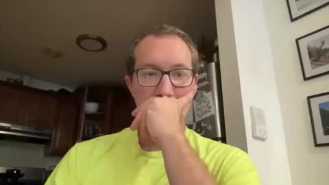 metallica92786 online show from October 10, 5:40 pm