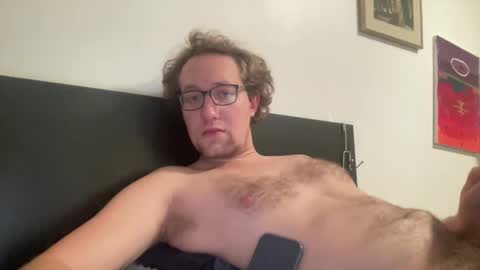 metallica92786 online show from December 27, 3:09 am