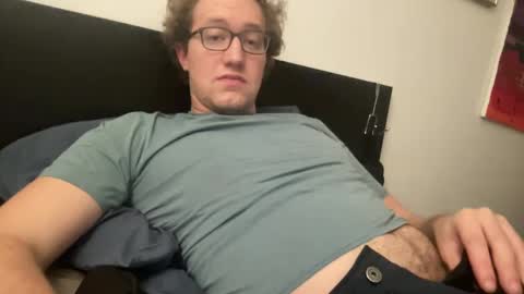 metallica92786 online show from December 11, 4:40 am