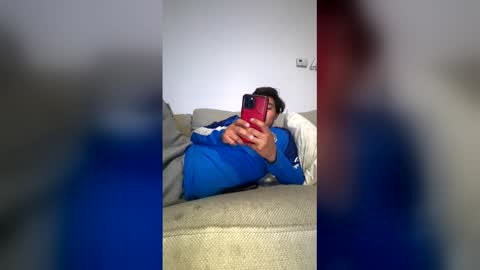 mexicanguy12inch online show from March 11, 5:25 am