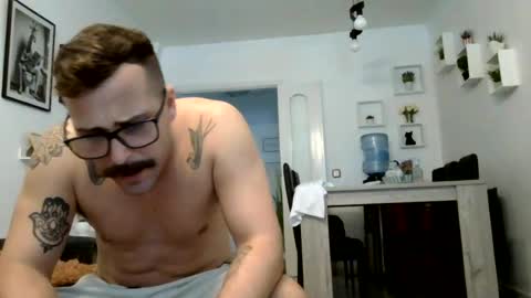 MILO MIAMI online show from July 3, 5:39 pm