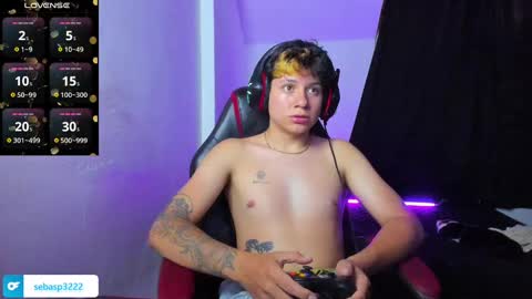 michael independent model  online show from October 3, 11:10 pm