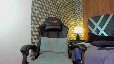 Michael Stevens online show from March 2, 8:03 pm