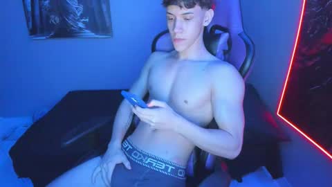 Michael online show from October 21, 5:32 am