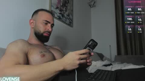 MichaelEvansx online show from January 16, 10:12 pm