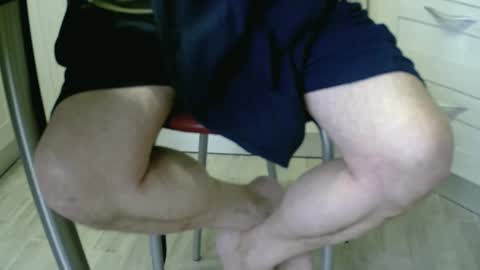 Snapshot of michelclaude chatting on January 20, 8:52 am michelclaude online show from January 20, 8:52 am