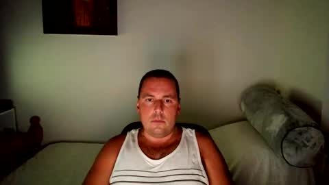 micic3 online show from June 8, 1:28 am