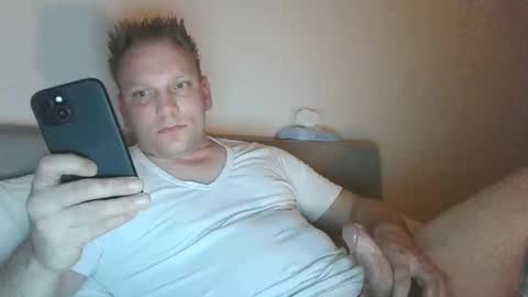 mickkxl online show from January 13, 7:31 pm