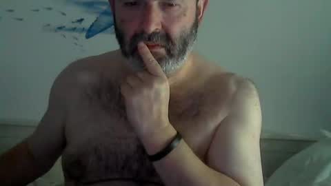 kike online show from December 10, 5:55 pm