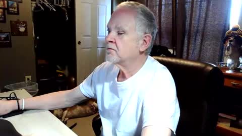 midwestdad09 online show from March 18, 6:44 pm