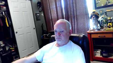 midwestdad09 online show from April 9, 9:54 pm