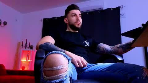 MightyAaron online show from February 9, 5:12 am