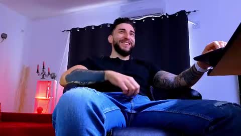MightyAaron online show from July 27, 5:25 am