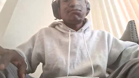 Mightymandingo online show from March 29, 4:40 pm