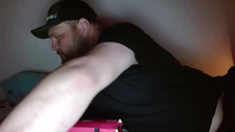 Miggy online show from April 22, 3:35 am