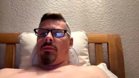 Snapshot of mike4u26 chatting on October 16, 9:12 pm mike4u26 online show from October 16, 9:12 pm