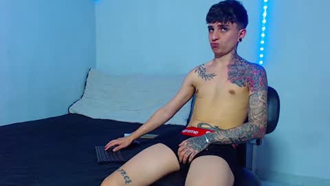 Mike IMDEPENDIENT MODEL online show from December 28, 3:48 pm