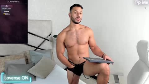 Mike Belle online show from January 17, 11:00 pm