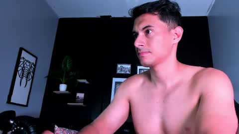 Mike online show from April 11, 6:31 am