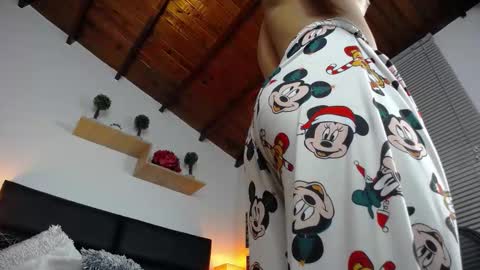  MIKE FOXXX online show from January 12, 4:05 am