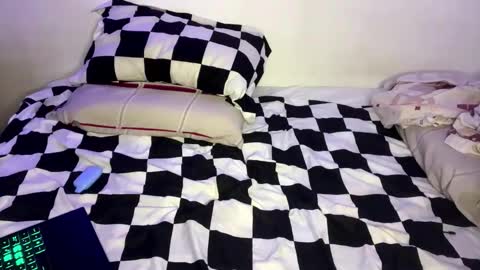 Mike Pineapple online show from October 6, 4:28 am